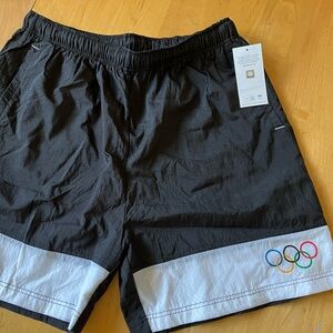 Athletic Black and White Shorts with Elastic Waistband